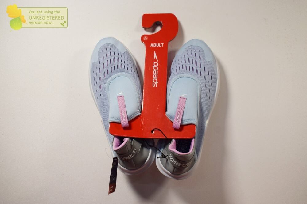 Speedo Adult Women's Pull On Water Shoes Sky Large 9-10